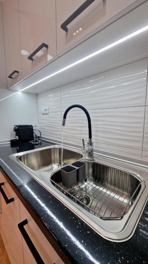 Pg Luxury Apartment كافالا المظهر الخارجي الصورة