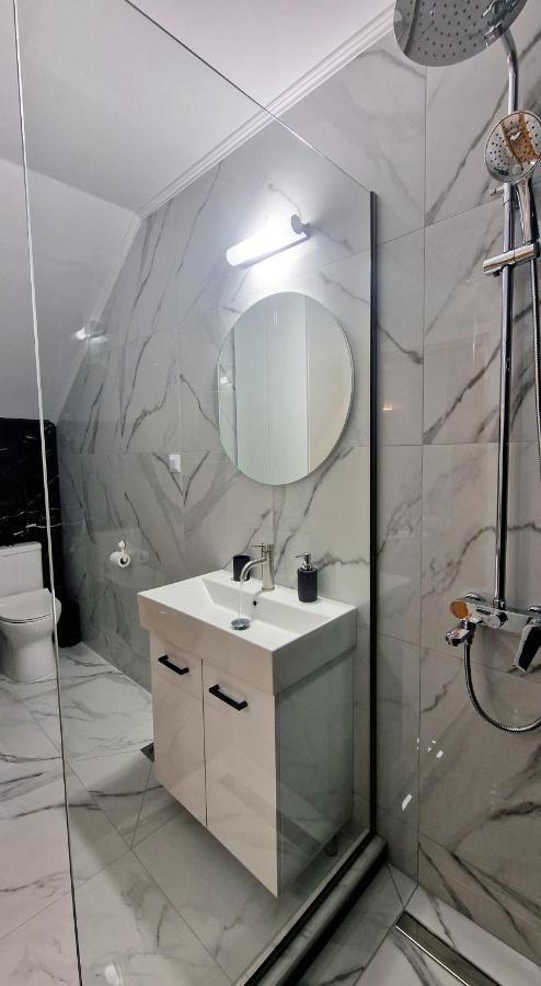 Pg Luxury Apartment كافالا المظهر الخارجي الصورة