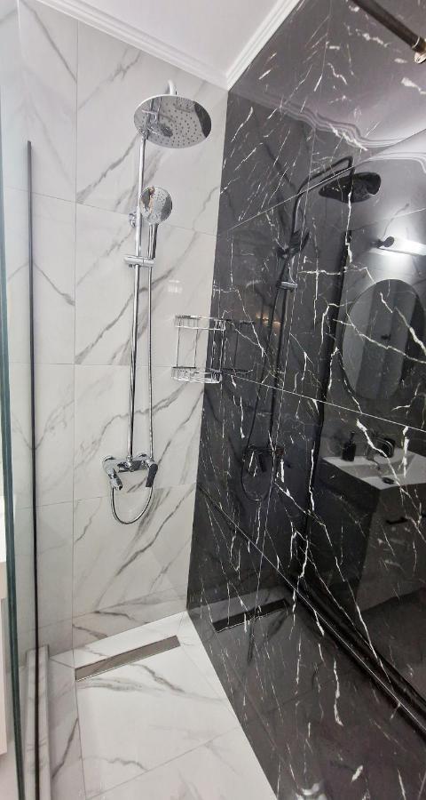 Pg Luxury Apartment كافالا المظهر الخارجي الصورة